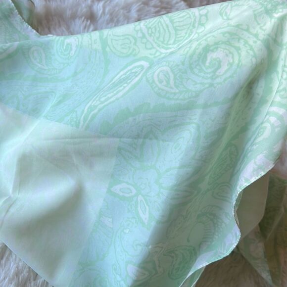 Simply Noelle Large Squarish Green & Cream Paisley Scarf - Picture 2 of 9